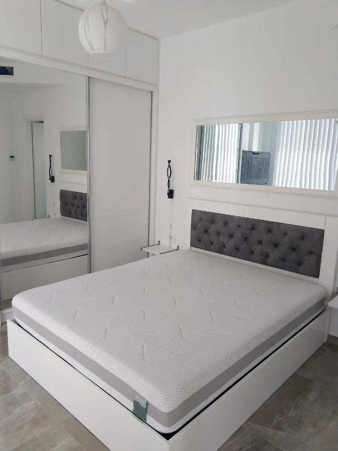 Premium Luxury Penthouse With Breathing Sea View Apartment Sarande 0*,